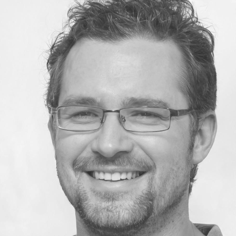 Преподаватель Эмре Йылдыз